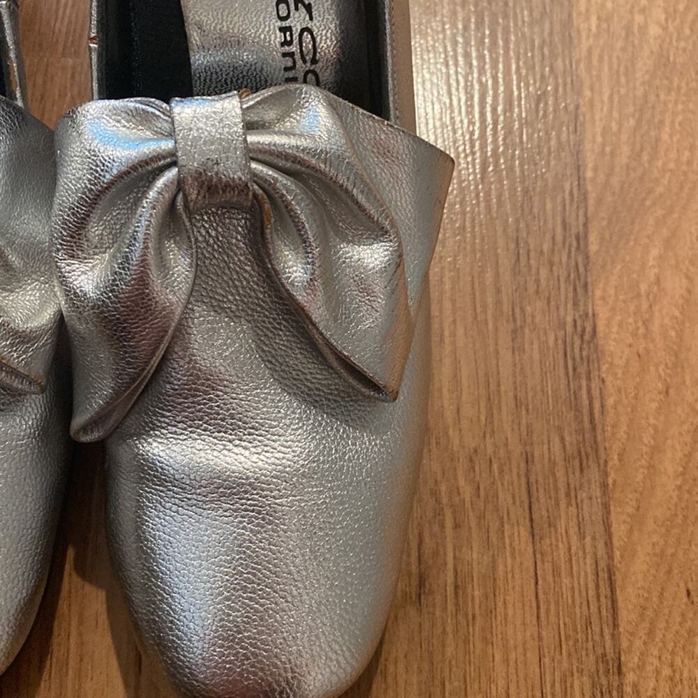 May Company California Silver Metallic Vintage Bow Heels Size 8 Narrow Women’s - Picture 2 of 11